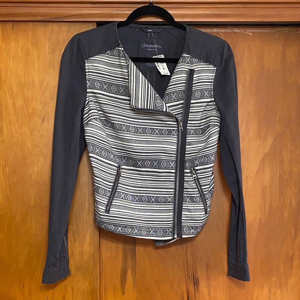 NWT Gray Cream Woven Cotton Tribal Boho Edgy Moto Jacket Blazer Zippers P2P 17”